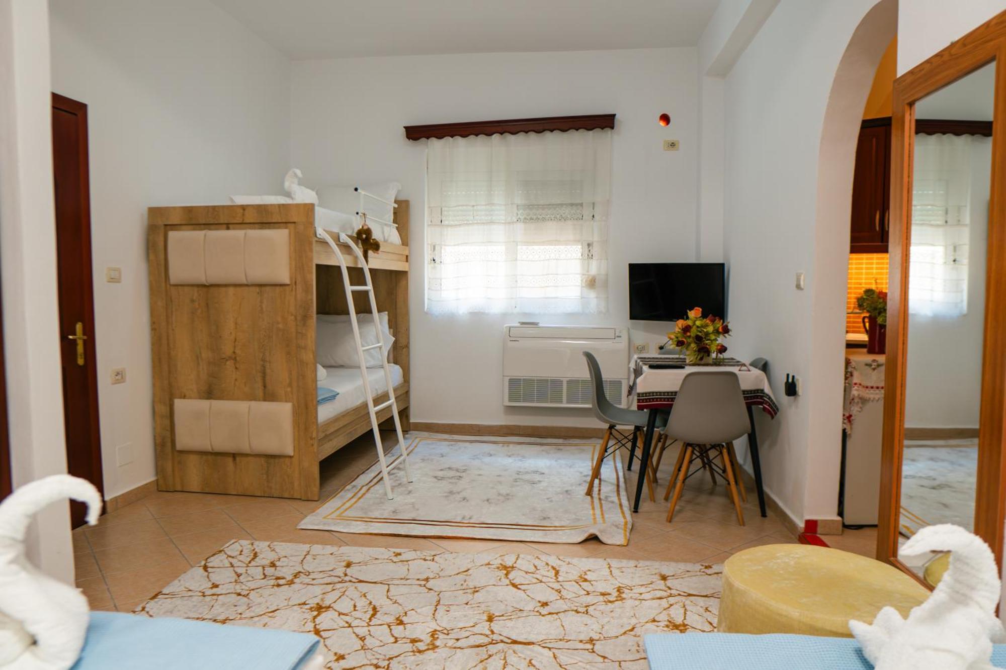 Antigona Appartement Gjirokastër