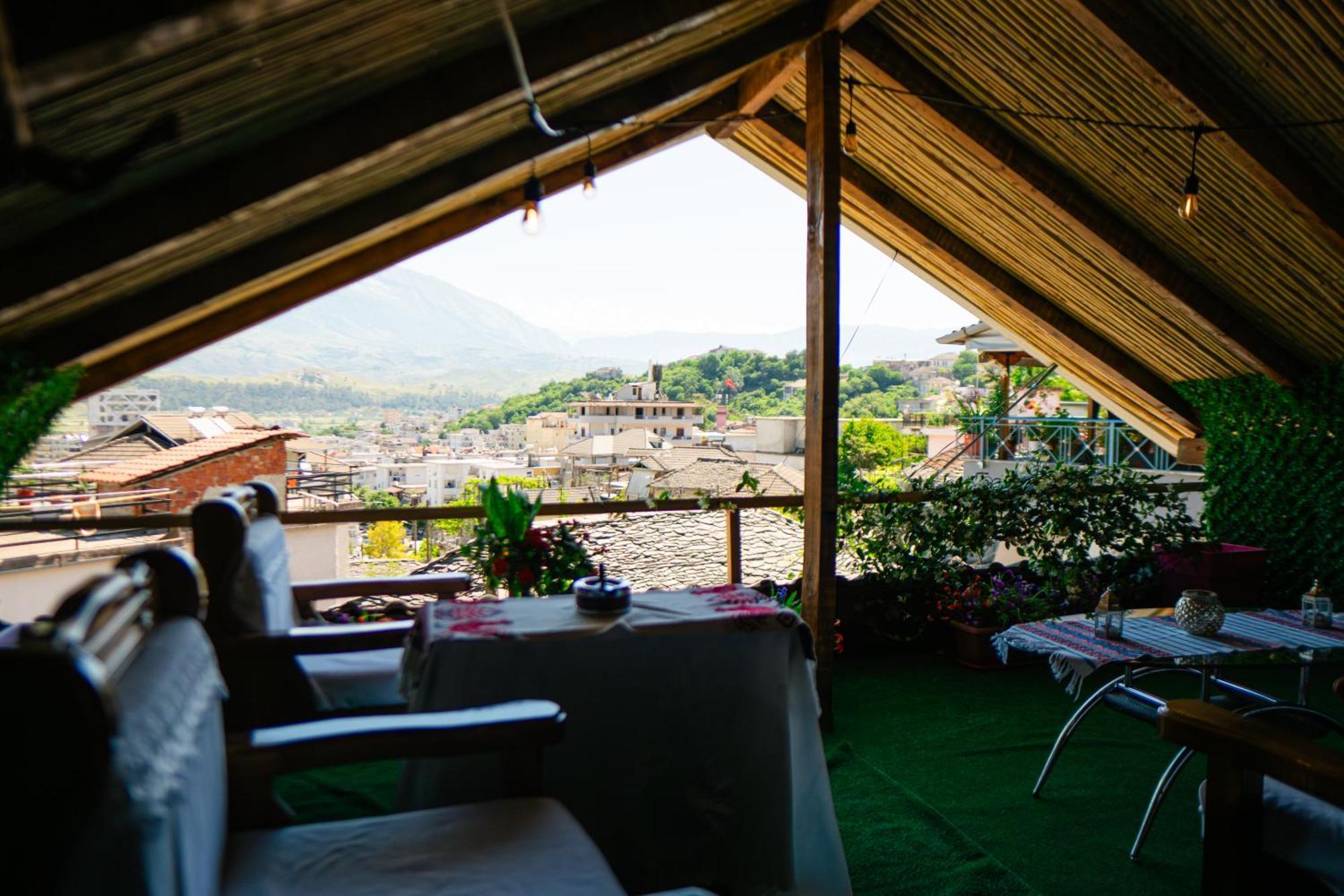 Antigona Appartement *